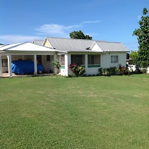 https://chillax-on-our-farm-by-the-sea.greaterantilleshotels.net