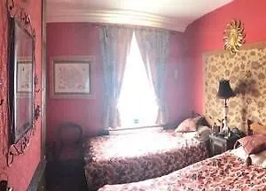 3* Hotel The Cair Paravel